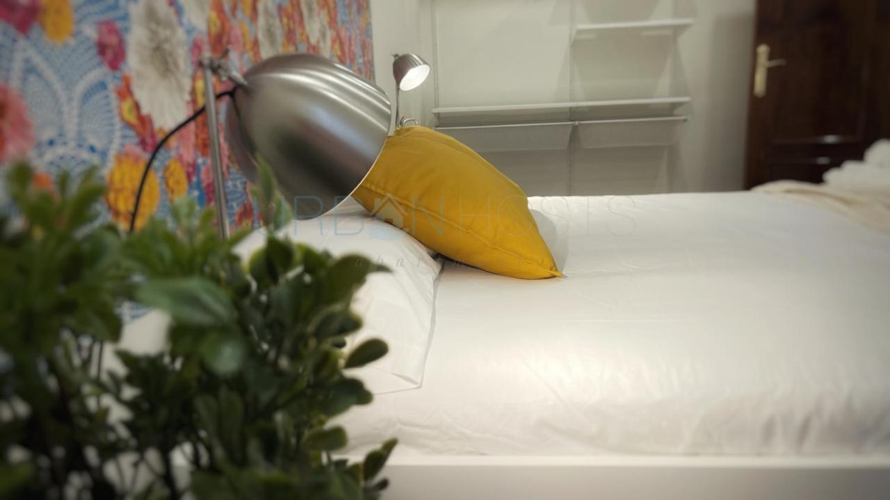 Santuchu apartamento urbano comodo y funcional Bilbao Esterno foto